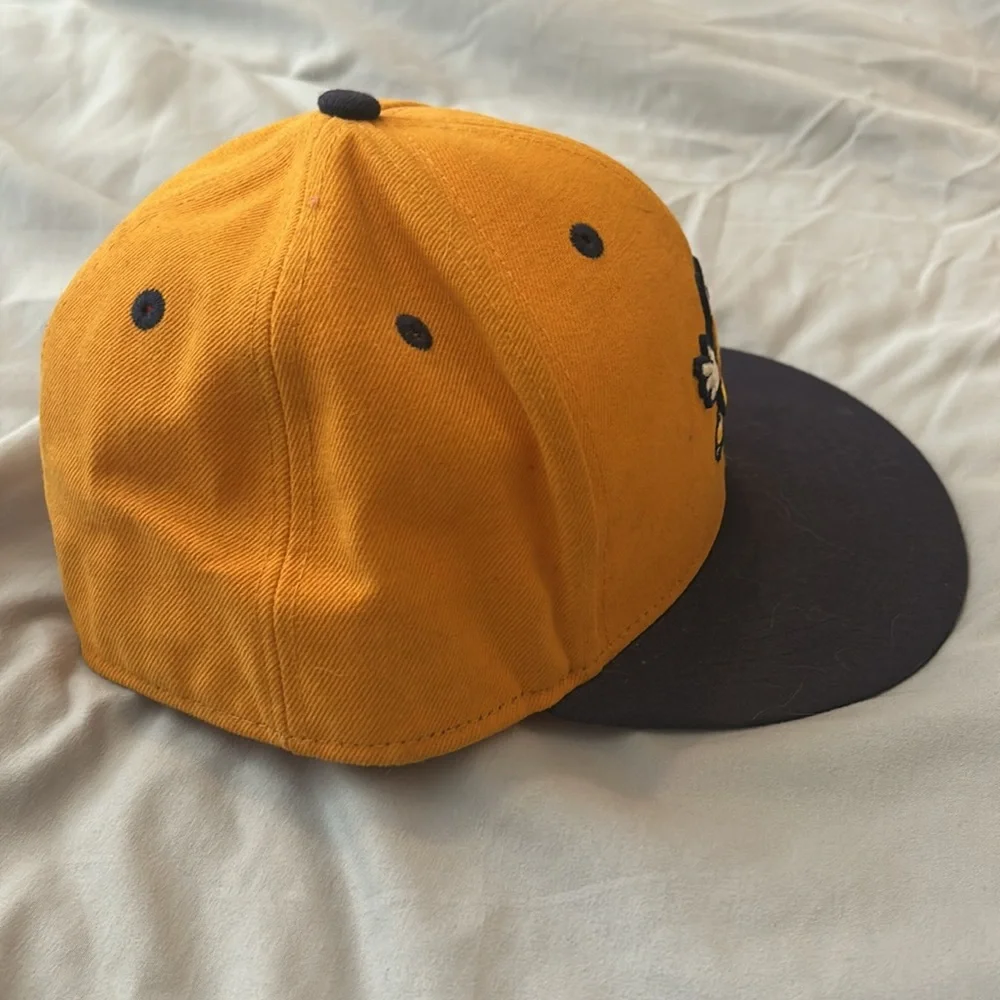 Men's Montgomery Biscuits New Era Gold Authentic Collection 59FIFTY Fitted Hat - Picture 4 of 7